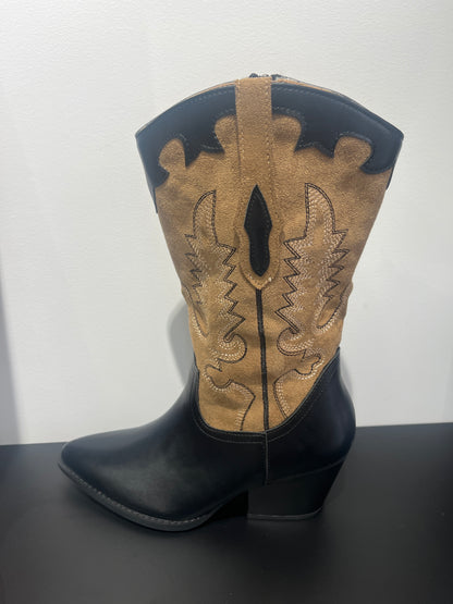 Bota cawboy negra